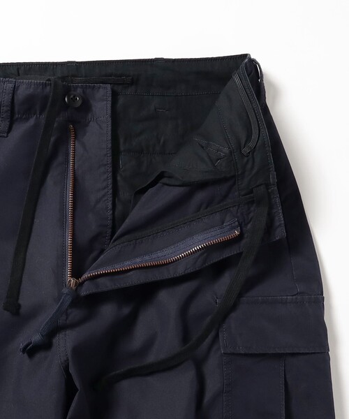 BEAMS PLUS（ビームスプラス）の「コットン ナイロン オックスフォード ミリタリー 6ポケット オーバーパンツ（その他パンツ・メンズ・ネイビー/オリーブ・L/M）」の7枚目の写真