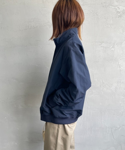 FRED PERRY（フレッドペリー）の「[FRED PERRY/フレッドペリー] 別注 ナイロン ブレンサムジャケット（ブルゾン・レディース・ブラック/ネイビー/ライトベージュ・8/10/12/14）」の18枚目の写真