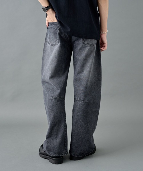 COLONY 2139（コロニートゥーワンスリーナイン）の「カーブデニム / men's（デニムパンツ・メンズ・サックスブルー/ブラック・LARGE/MEDIUM）」の4枚目の写真