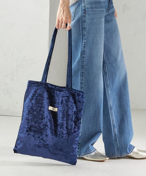 Uhr（ウーア）の「【SHIPS別注/PINK RIBBONチャリティー】Uhr: ポリエステル ベロア トート バッグ（トートバッグ・レディース・ピンク/ネイビー・ONE SIZE）」の2枚目の写真