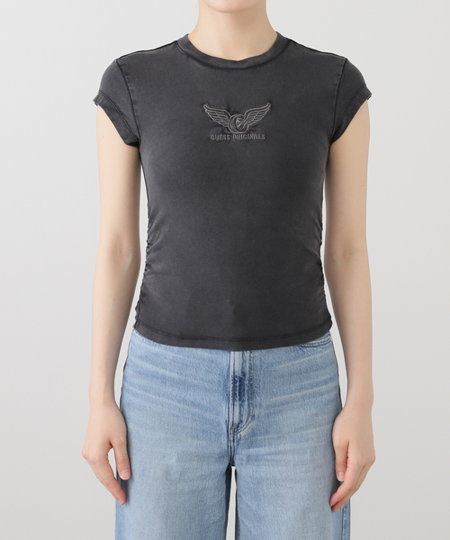 Guess(ゲス)の「GUESS/ゲス GO VINTAGE SHIRRED WING SS TEE(Tシャツ/カットソー・レディース・レッド/ブラック・SMALL)」の15枚目の写真