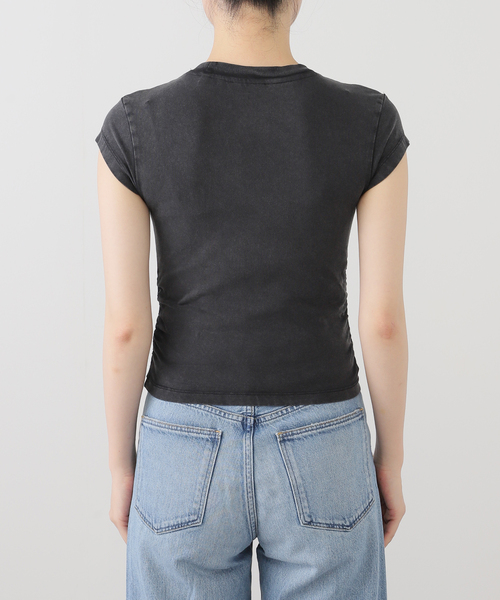 Guess(ゲス)の「GUESS/ゲス GO VINTAGE SHIRRED WING SS TEE(Tシャツ/カットソー・レディース・レッド/ブラック・SMALL)」の17枚目の写真