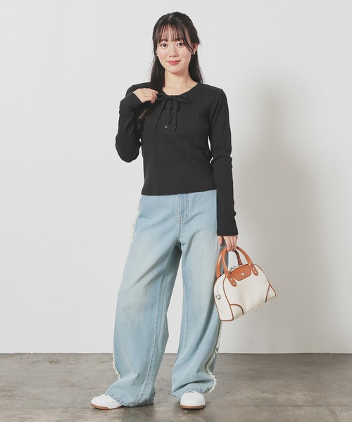 Honeys(ハニーズ)の「レースアップトップス(Tシャツ/カットソー・レディース・アイボリー/ブラック/杢グレー/ライトグリーン・L/M/S)」の8枚目の写真