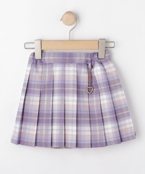 SHOO・LA・RUE（シューラルー）の「【100-150cm】ハートチャーム付きチェックプリーツスカート（スカート・キッズ・パープル系1/サックスブルー系1・13/12/11/10/15 /14）」の3枚目の写真