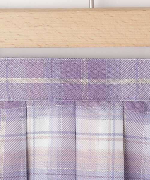 SHOO・LA・RUE（シューラルー）の「【100-150cm】ハートチャーム付きチェックプリーツスカート（スカート・キッズ・パープル系1/サックスブルー系1・13/12/11/10/15 /14）」の5枚目の写真