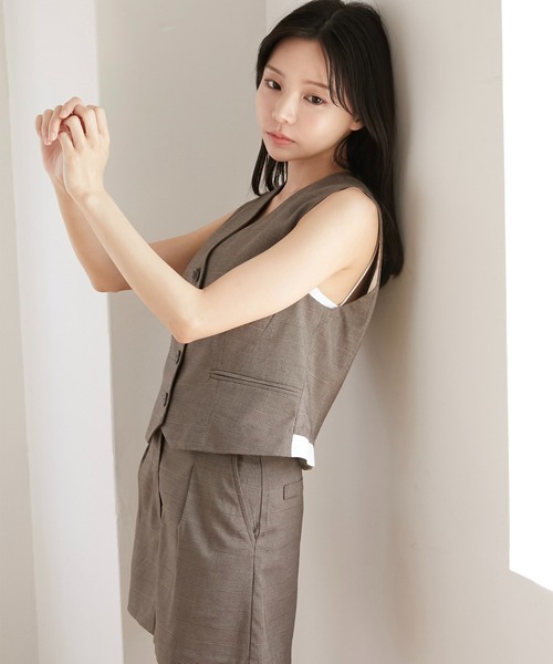 Luan(ルアン)の「【Luan】GLEN CHECK GILET/グレンチェックジレ(ベスト・レディース・グレー/ブラウン・1/0)」の11枚目の写真