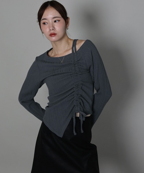 J by blue（ジェイバイブルー）の「ワンオフショルダーギャザーリボンTシャツ（Tシャツ/カットソー・レディース・ブラック/オフホワイト/グレー・MEDIUM）」の11枚目の写真