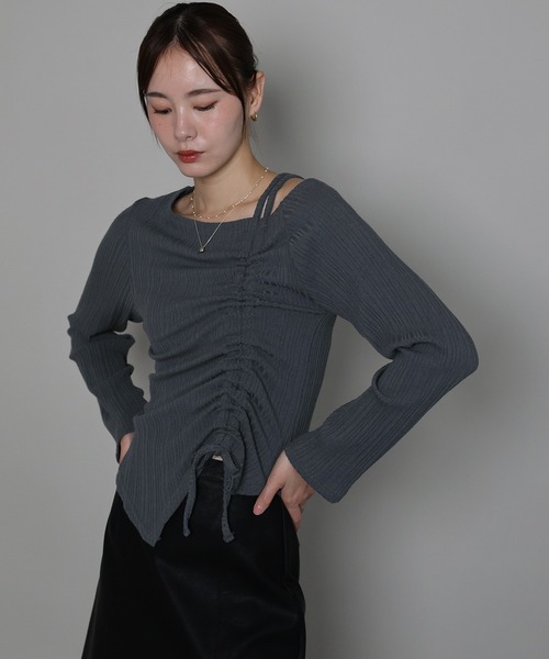 J by blue（ジェイバイブルー）の「ワンオフショルダーギャザーリボンTシャツ（Tシャツ/カットソー・レディース・ブラック/オフホワイト/グレー・MEDIUM）」の12枚目の写真