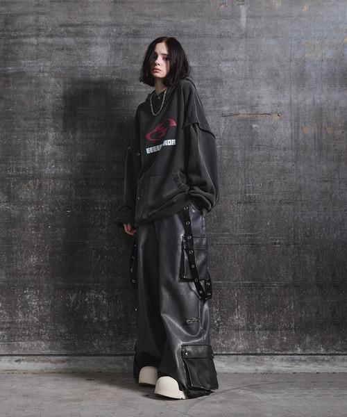 ERAR（エラー）の「【ERAR】2wayアームボタンヴィンテージハイギミックロゴ刺繍パーカー（パーカー・メンズ・ブラック/ブラック系1・XL/L/M/S）」の14枚目の写真