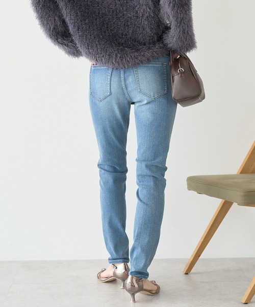 AMERICAN HOLIC（アメリカンホリック）の「スキニーフィットデニム（デニムパンツ・レディース・ワンウォッシュ/グレー/ブラック/ライトインディゴブルー・XL/L/M/S）」の18枚目の写真