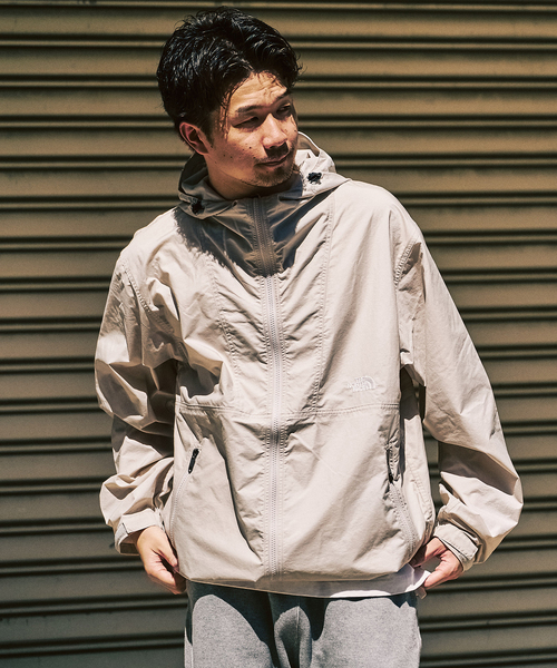 THE NORTH FACE(ザノースフェイス)の「THE NORTH FACE / ザ ノースフェイス Compact Jacket(マウンテンパーカー・メンズ・ブラック/アイボリー/ベージュ・X-LARGE/LARGE/MEDIUM)」の12枚目の写真