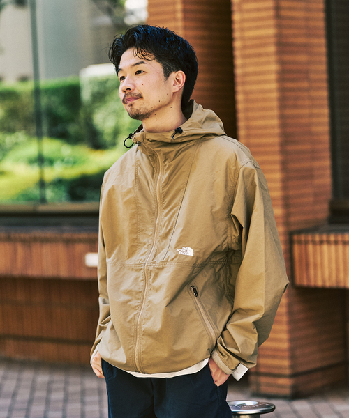 THE NORTH FACE ベージュ マウンテンパーカー THE NORTH FACE マウンテンパーカー ベージュ/ブラック THE NORTH FACE