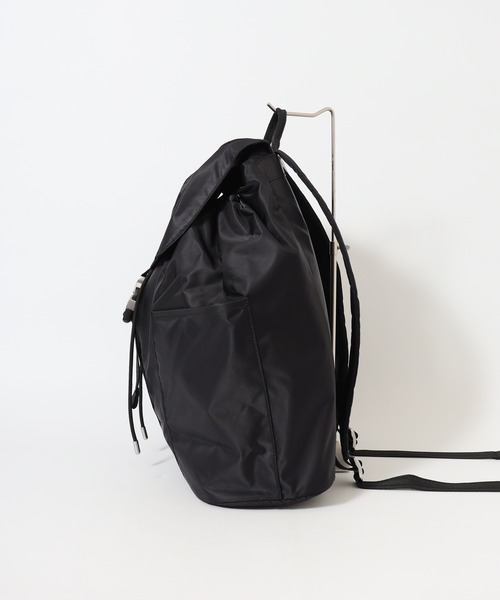 HUNTER(ハンター)の「HUNTER PREMIUM NYLON BACKPACK プレミアム ナイロン バックパック(バックパック/リュック・レディース・ブラック・FREE)」の8枚目の写真