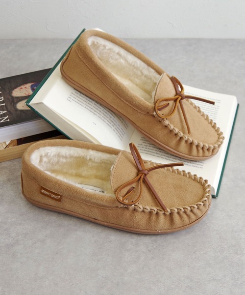 Minnetonka（ミネトンカ）の「【MINNETONKA/ミネトンカ】 CADENCE CLASSIC / ケイデンス クラシック ボアモカシン（モカシン/デッキシューズ・レディース・ブラック/ベージュ/チャコールグレー・7/5/9/8/6）」の3枚目の写真