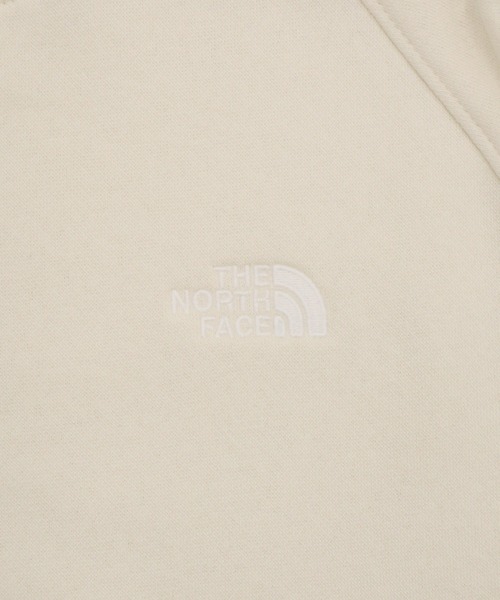 THE NORTH FACE(ザノースフェイス)の「ザノースフェイス エボリューション 裏起毛クルーネックスウェット アウトドア(スウェット・メンズ・ホワイト/ベージュ/グレー/ブラック・S/M/L/XL/XXL)」の12枚目の写真
