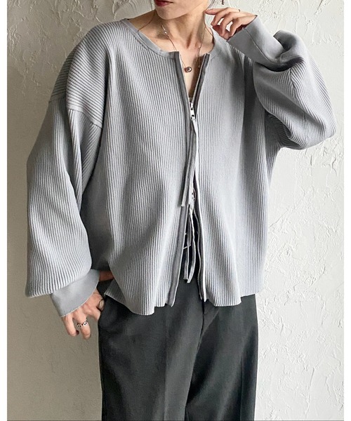 She's Closet(シーズクローゼット)の「長袖ボリュームスリーブダブルジップアップリブニットカーディガン(カーディガン/ボレロ・レディース・アイボリー/ブラック/ライトグレー・FREE)」の14枚目の写真