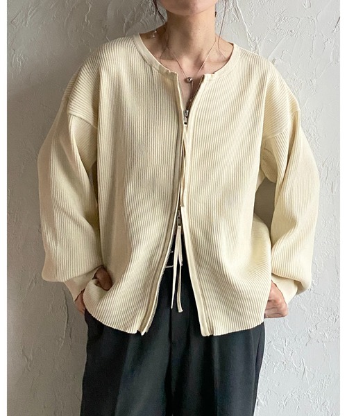 She's Closet(シーズクローゼット)の「長袖ボリュームスリーブダブルジップアップリブニットカーディガン(カーディガン/ボレロ・レディース・アイボリー/ブラック/ライトグレー・FREE)」の13枚目の写真