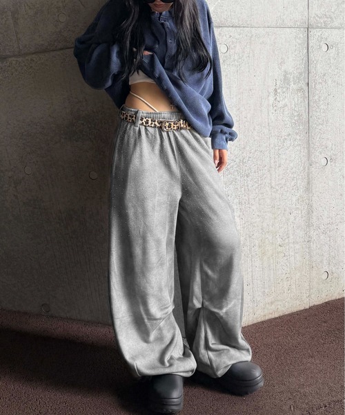 sedacle(セダクル)の「ナンバリングスタッズスウェットパンツ(スウェットパンツ・レディース・ブラック/グレー・LARGE/MEDIUM/SMALL)」の19枚目の写真