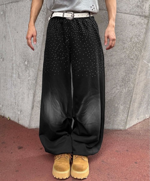 sedacle(セダクル)の「ナンバリングスタッズスウェットパンツ(スウェットパンツ・レディース・ブラック/グレー・LARGE/MEDIUM/SMALL)」の3枚目の写真