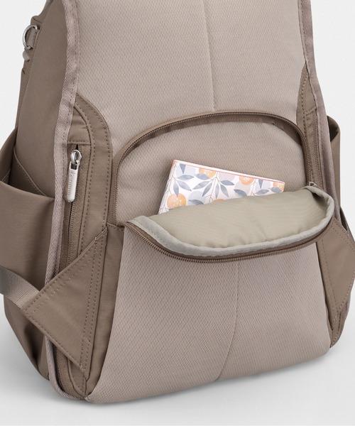 Kanana project(カナナプロジェクト)の「カナナ プロジェクト リュックサック PJ-15プレミアムLTD 16L 650g 17922(バックパック/リュック・レディース・ダークネイビー/ベージュ系その他/ダークブラウン・FREE)」の4枚目の写真