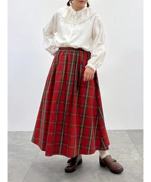 Samansa Mos2（サマンサ モスモス）の「柄アソートタックスカート（スカート・レディース・ネイビー/チャコールグレー/オフホワイト/ダークブラウン/レッド・F）」の8枚目の写真