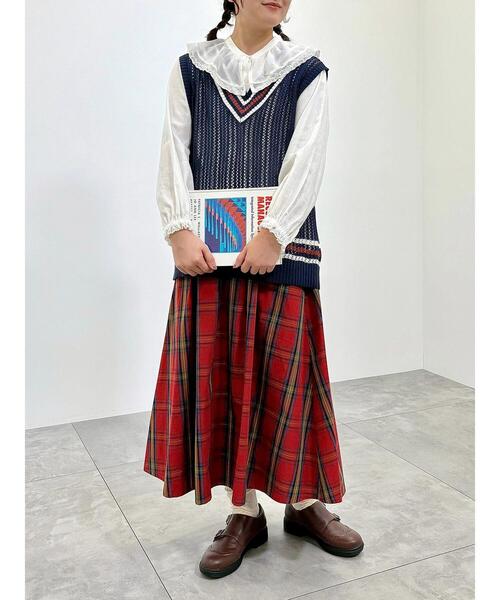 Samansa Mos2（サマンサ モスモス）の「柄アソートタックスカート（スカート・レディース・ネイビー/チャコールグレー/オフホワイト/ダークブラウン/レッド・F）」の16枚目の写真