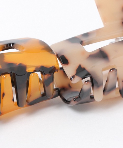 BAYFLOW（ベイフロー）の「べっ甲バンスクリップ（バレッタ/ヘアクリップ・レディース・ベージュ/ブラウン・FREE）」の5枚目の写真