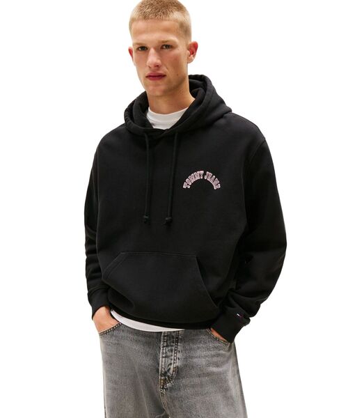 tommy jeans(トミー ジーンズ)の「ノベルティグラフィックパーカー(スウェット・メンズ・ブラウン系その他/ブラック・MEDIUM/SMALL/LARGE/X-LARGE)」の2枚目の写真