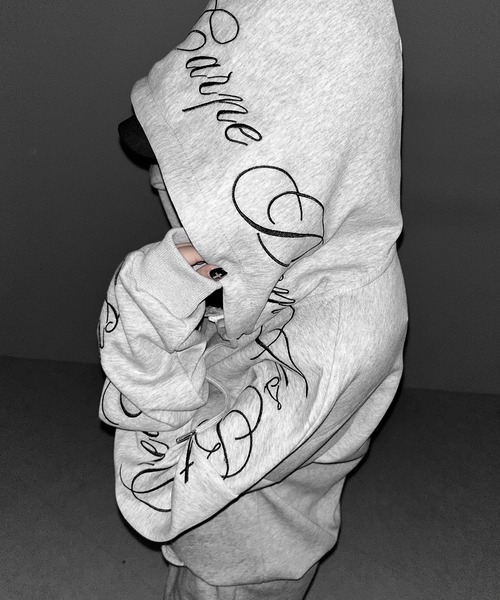 セットアップ 】レタリングロゴ刺繍ジップアップパーカー