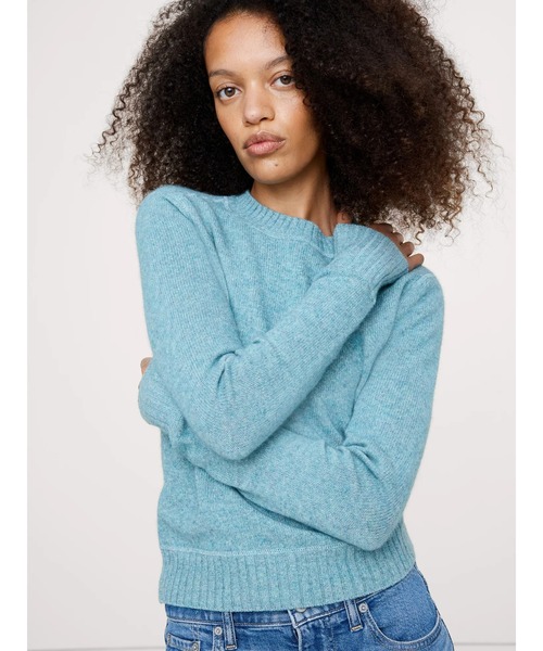 Banana Republic（バナナリパブリック）の「メリノ コットン クルーネックセーター（ニット/セーター・レディース・レッド系その他/チャコールグレー/ブルー/アイボリー/マルチ/イエロー/オレンジ/ホワイト×ブルー・M/L/XS/S）」の4枚目の写真