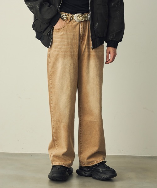 Shoowtime(ショウタイム)の「Chemical Brown Wash Wide Denim / ケミカルブラウンウォッシュ ワイドデニム(デニムパンツ・メンズ・ブラウン系・X-LARGE/LARGE/MEDIUM)」の9枚目の写真