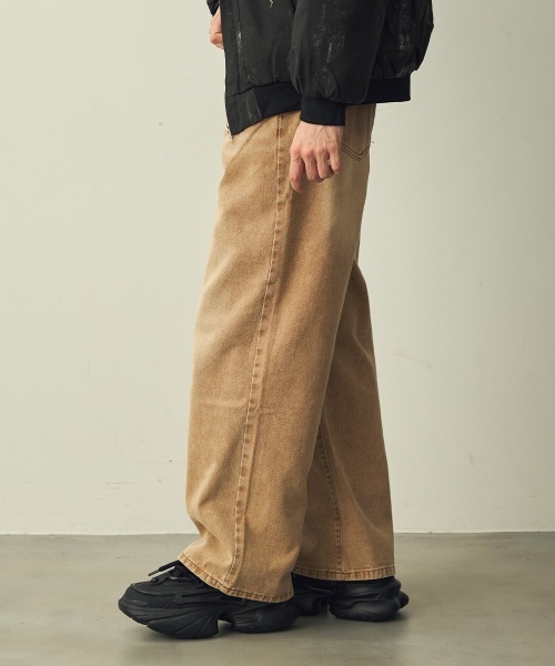 Shoowtime(ショウタイム)の「Chemical Brown Wash Wide Denim / ケミカルブラウンウォッシュ ワイドデニム(デニムパンツ・メンズ・ブラウン系・X-LARGE/LARGE/MEDIUM)」の13枚目の写真