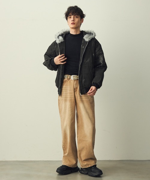 Shoowtime(ショウタイム)の「Chemical Brown Wash Wide Denim / ケミカルブラウンウォッシュ ワイドデニム(デニムパンツ・メンズ・ブラウン系・X-LARGE/LARGE/MEDIUM)」の4枚目の写真