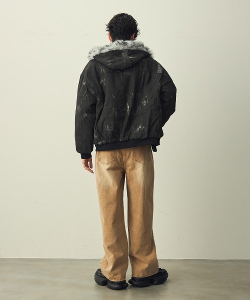 Shoowtime(ショウタイム)の「Chemical Brown Wash Wide Denim / ケミカルブラウンウォッシュ ワイドデニム(デニムパンツ・メンズ・ブラウン系・X-LARGE/LARGE/MEDIUM)」の7枚目の写真