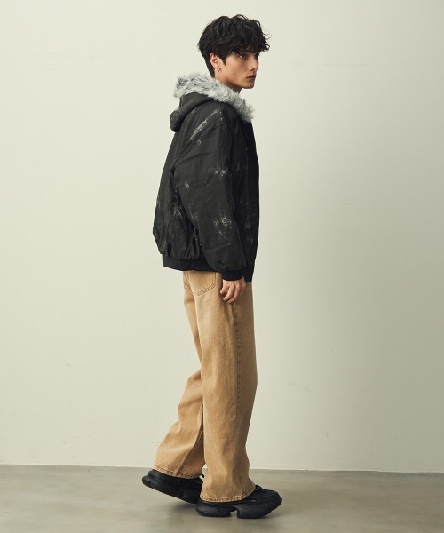 Shoowtime(ショウタイム)の「Chemical Brown Wash Wide Denim / ケミカルブラウンウォッシュ ワイドデニム(デニムパンツ・メンズ・ブラウン系・X-LARGE/LARGE/MEDIUM)」の5枚目の写真