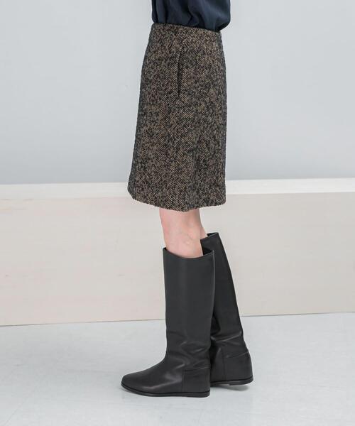 URBAN RESEARCH ROSSO WOMEN（アーバンリサーチ　ロッソ）の「ウール混ループツイードミニスカート（スカート・レディース・ブラック系その他/ベージュ系その他・36/38）」の18枚目の写真