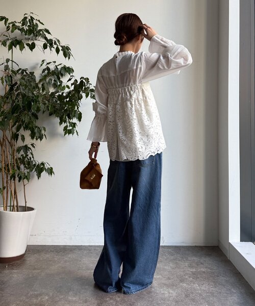 DouDou（ドゥドゥ）の「プリーツ襟袖フレアブラウス（シャツ/ブラウス・レディース・ブラック/グレー/オフホワイト・FREE）」の15枚目の写真