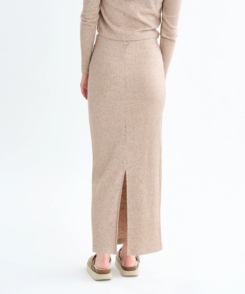 RVCA（ルーカ）の「RVCA レディース MAXI PENCIL SKIRT スカート 【2025年秋冬モデル】 @autumn/ルーカペンシルスカート（スカート・レディース・ブラック/マルチ/グレー系その他・SMALL/MEDIUM）」の17枚目の写真