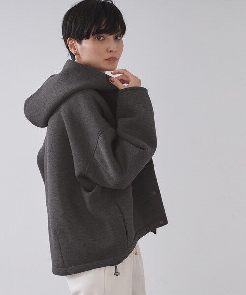 OPAQUE.CLIP（オペークドットクリップ）の「フーディブルゾン【洗濯機OK】（ブルゾン・レディース・チャコールグレー/ナチュラル・38/40/42）」の3枚目の写真