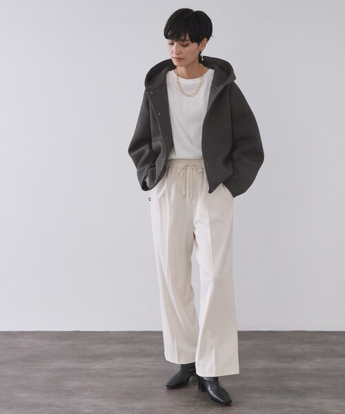 OPAQUE.CLIP（オペークドットクリップ）の「フーディブルゾン【洗濯機OK】（ブルゾン・レディース・チャコールグレー/ナチュラル・38/40/42）」の4枚目の写真