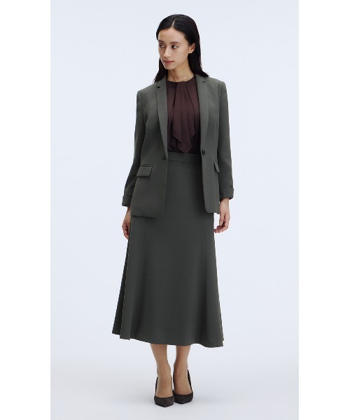 AOYAMA（アオヤマ）の「羽織感覚で着用できる一着！バックサテンテーラードジャケット（スーツジャケット・レディース・チャコールグレー/モカ・9号/11号/13号/7号/17号/15号/5号）」の10枚目の写真