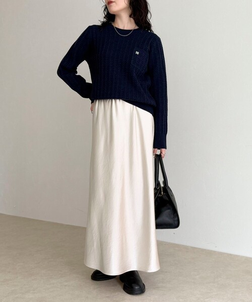 fredy emue(フレディエミュ)の「FR刺繍ケーブル柄ちびポケニットプルオーバー(ニット/セーター・レディース・オフホワイト/オレンジ/ベージュ/ネイビー・38)」の18枚目の写真