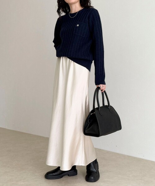 fredy emue(フレディエミュ)の「FR刺繍ケーブル柄ちびポケニットプルオーバー(ニット/セーター・レディース・オフホワイト/オレンジ/ベージュ/ネイビー・38)」の17枚目の写真