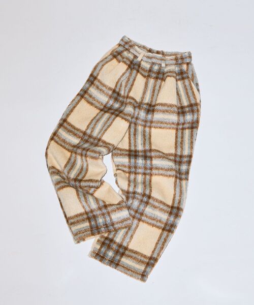 Green Parks(グリーンパークス)の「■WITH KURUMI NAKATA チェックコクーンパンツ(その他パンツ・レディース・アイボリー/ブラック・FREE)」の6枚目の写真