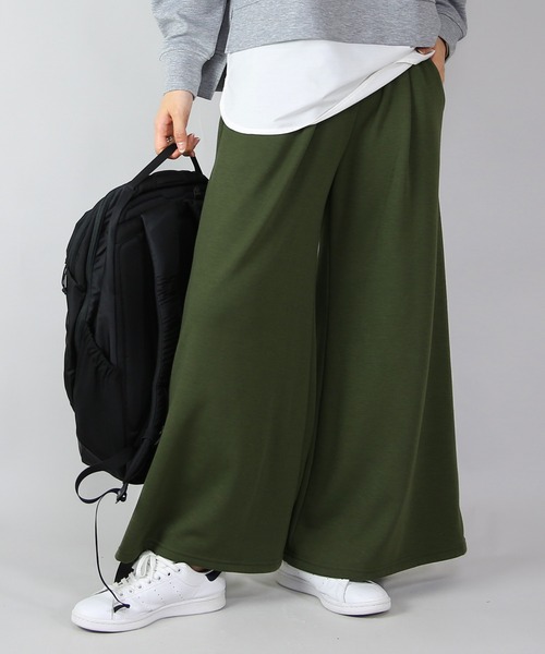 and it_（アンドイット）の「フレアスカート風裏シャギーワイドパンツ（その他パンツ・レディース・ブラック/カーキ/ヘザーチャコール/ネイビー・FREE）」の3枚目の写真