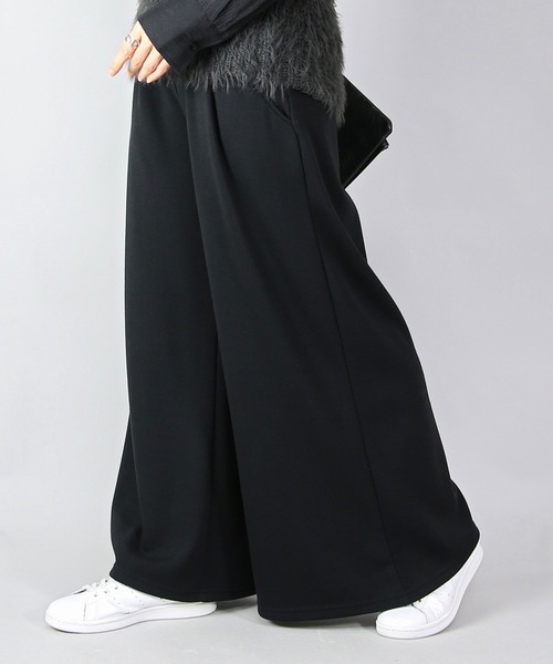 and it_（アンドイット）の「フレアスカート風裏シャギーワイドパンツ（その他パンツ・レディース・ブラック/カーキ/ヘザーチャコール/ネイビー・FREE）」の6枚目の写真