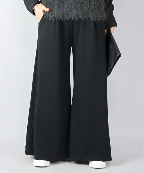 and it_（アンドイット）の「フレアスカート風裏シャギーワイドパンツ（その他パンツ・レディース・ブラック/カーキ/ヘザーチャコール/ネイビー・FREE）」の5枚目の写真