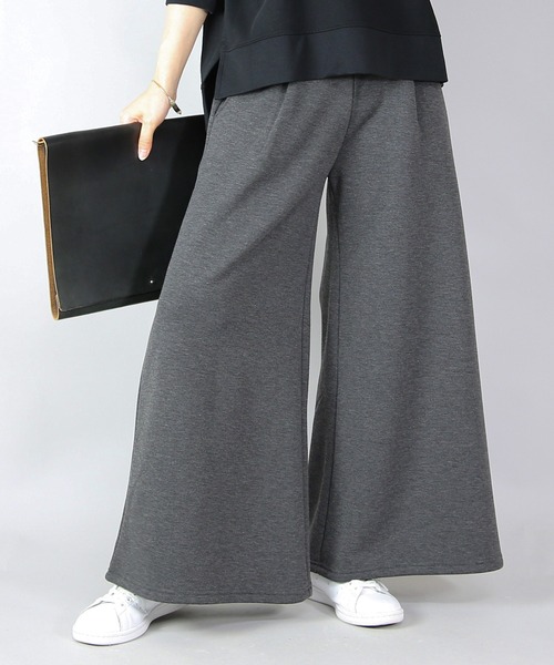 and it_（アンドイット）の「フレアスカート風裏シャギーワイドパンツ（その他パンツ・レディース・ブラック/カーキ/ヘザーチャコール/ネイビー・FREE）」の11枚目の写真