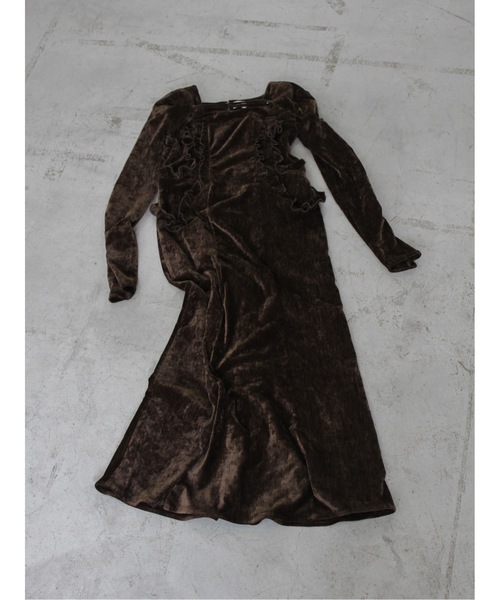 Katrin TOKYO(カトリーントーキョー)の「【Exclusive Line】belted velour frill onepiece(ワンピース・レディース・ダークグリーン/ブラウン・XS/M/S)」の6枚目の写真
