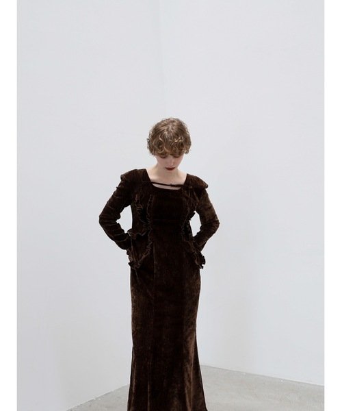 Exclusive Line】belted velour frill onepiece（ワンピース）｜Katrin